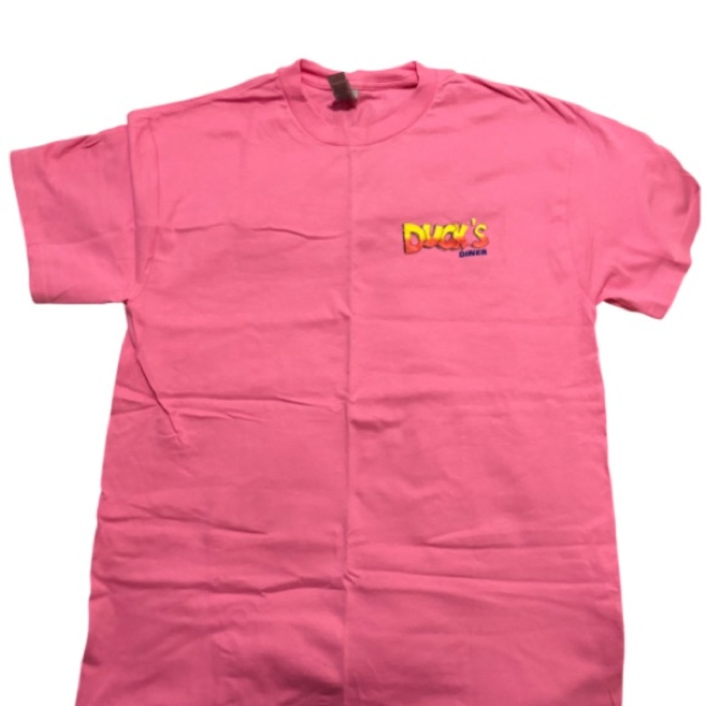 Gildan Pink Short Sleeve Tee Duck’s Diner size Medium NWT.